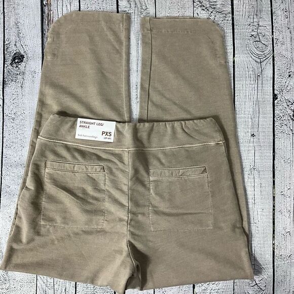 SOFT SURROUNDINGS Straight Leg Ankle Pull On Pants - Picture 3 of 5